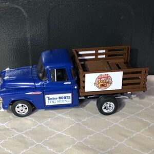 1957 CHEVY STAKE TRUCK 1:24